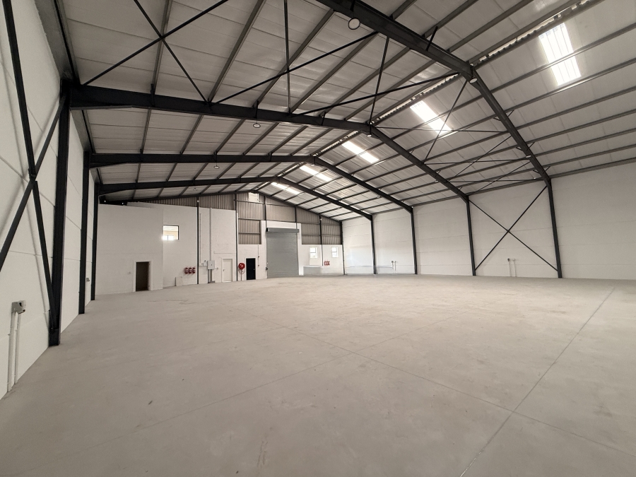 To Let Commercial Property for Rent in Rivergate Western Cape